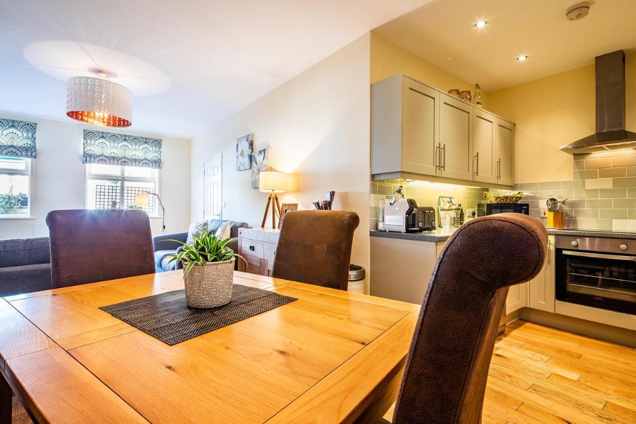 Buxton Centre Cosy Cottage With Free Secure Parking מראה חיצוני תמונה